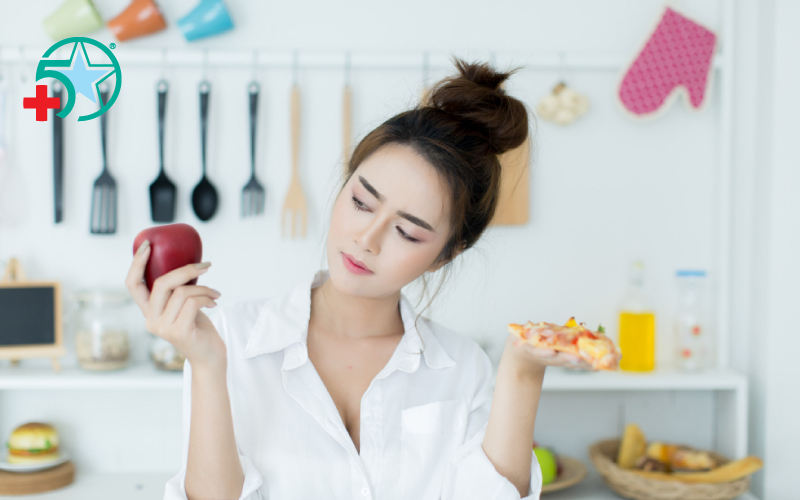 Mới mang thai không nên ăn gì?