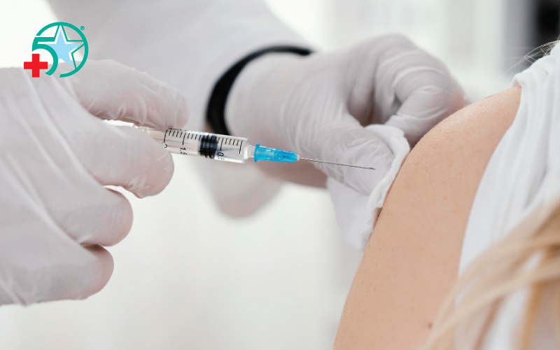 tiem-vaccine-la-bien-phap-phong-benh-tot-nhat