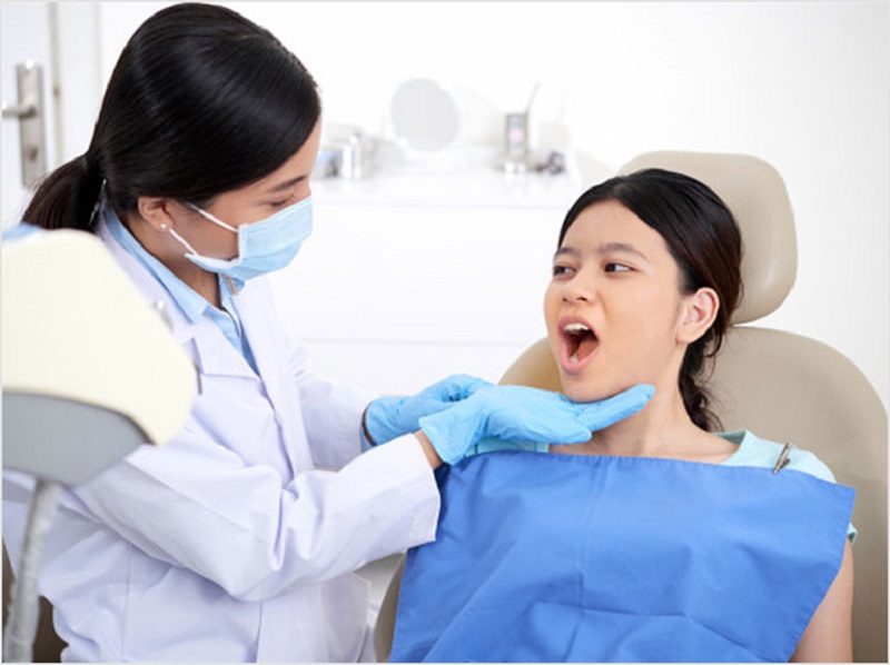 tai-sao-rang-bi-e-buot-khi-troi-lanh-4-nguyen-nha